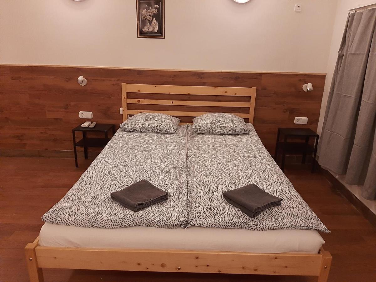 Apartman Vorosmarty Apartment Budapest Ngoại thất bức ảnh