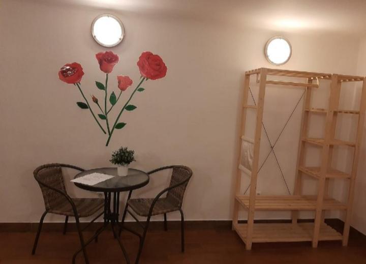 Apartman Vorosmarty Apartment Budapest Ngoại thất bức ảnh