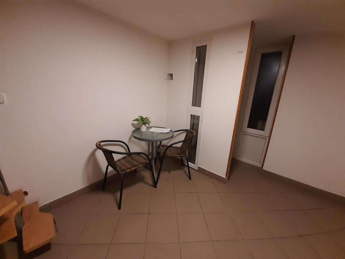 Apartman Vorosmarty Apartment Budapest Ngoại thất bức ảnh