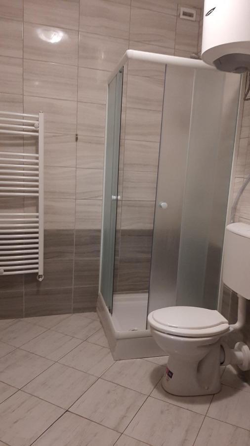 Apartman Vorosmarty Apartment Budapest Ngoại thất bức ảnh